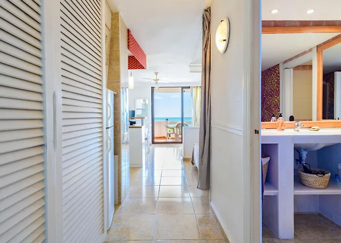 Eurhostal - Seaview By Interhome *
